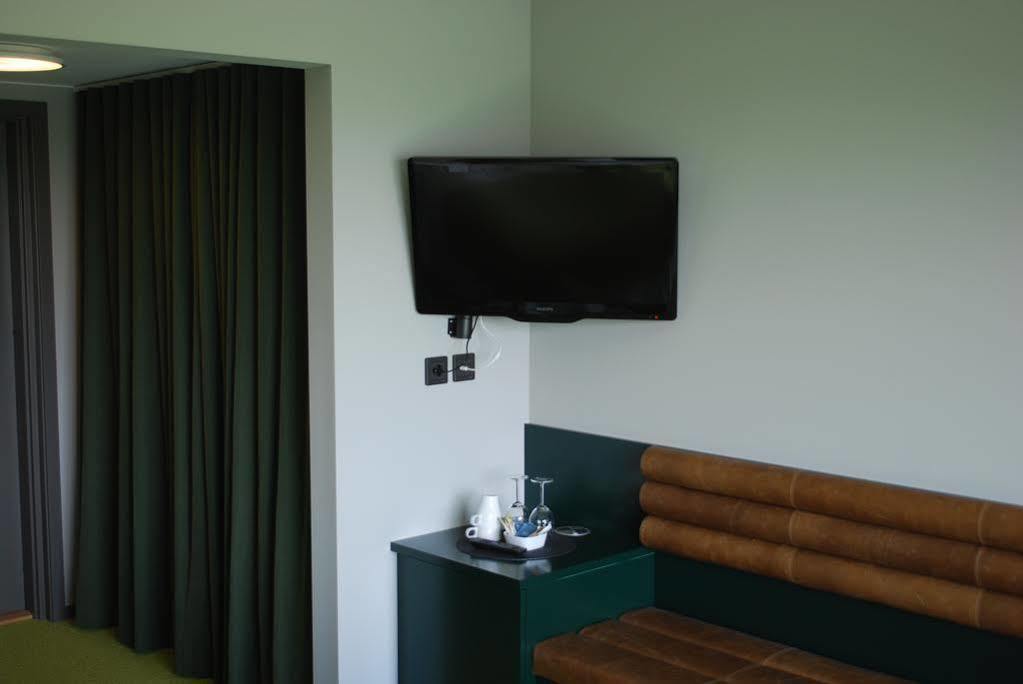 Ringenaes Hotell & Konferens Χάλμσταντ Εξωτερικό φωτογραφία